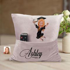 BK Gift Kişiye Özel Mezun Karikatür Tasarımlı Organizer Kumanda ve Atıştırmalık Cepli Pembe Kırlent Yastık-2 Arkadaşa Hediye, Cepli Yastık