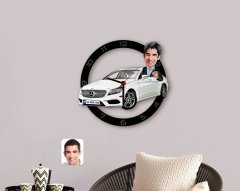 Kişiye Özel Plakalı Erkek Mercedes-Benz CLS Karikatürlü Ahşap Duvar Saati-1