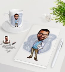 Kişiye Özel Erkek Doktor Karikatürlü Beyaz Defter Kalem Türk Kahvesi Fincanı Seti-8