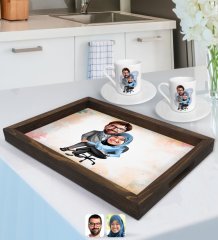 Kişiye Özel Sevgililer Karikatürlü Doğal Ahşap Tepsi ve 2’li Kahve Fincan Seti-59