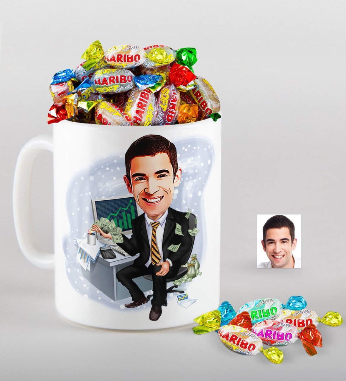 Kişiye Özel Bay Bankacı Karikatürlü Kupa ve Haribo Fruitbons Şeker Hediye Seti-3
