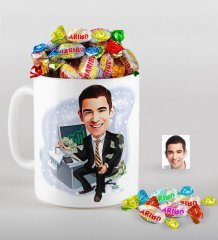 Kişiye Özel Bay Bankacı Karikatürlü Kupa ve Haribo Fruitbons Şeker Hediye Seti-3