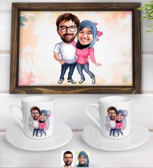 Kişiye Özel Sevgililer Karikatürlü Doğal Ahşap Tepsi ve 2’li Kahve Fincan Seti-58