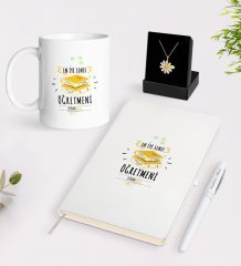 Kişiye Özel En İyi Sınıf Öğretmeni Beyaz Kupa Defter Kalem ve İsimli Papatya Kolye Hediye Seti-6