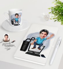 Kişiye Özel Erkek Bilgisayar Mühendisi Karikatürlü Beyaz Defter Kalem Türk Kahvesi Fincanı Seti