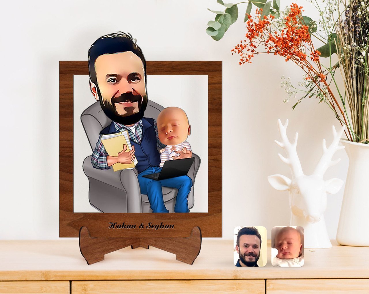 Kişiye Özel Baba Oğul Karikatürlü Ahşap Standlı 3D Biblo-1