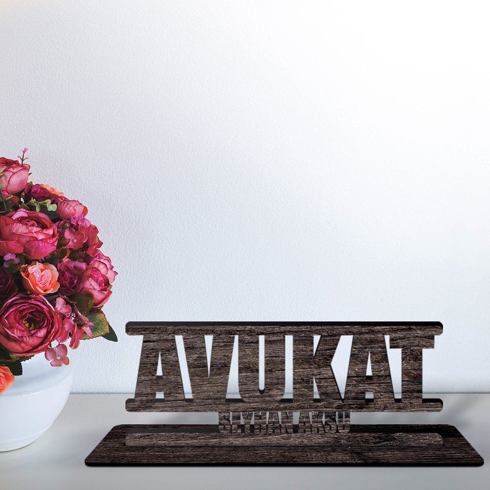 Kişiye Özel Mesleki Avukat Ahşap Masa İsimliği  - A3