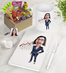 Kişiye Özel Bayan Patron Karikatürlü Nostaljik Lezzetler Defter Kalem Kupa Hediye Seti-1