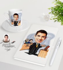 Kişiye Özel Erkek Avukat Karikatürlü Beyaz Defter Kalem Türk Kahvesi Fincanı Seti-3