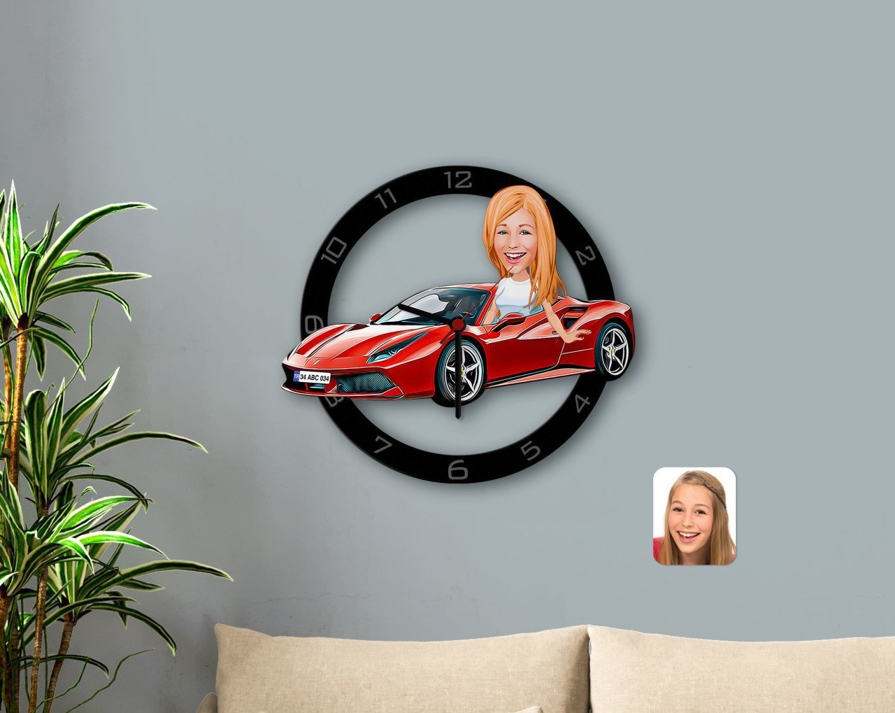 Kişiye Özel Plakalı Kadın Ferrari F12 Karikatürlü Ahşap Duvar Saati-1