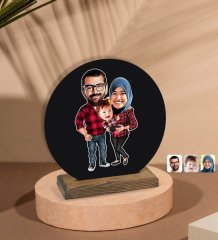 Kişiye Özel Tesettürlü Aile Karikatürlü Yuvarlak Ahşap Biblo-2