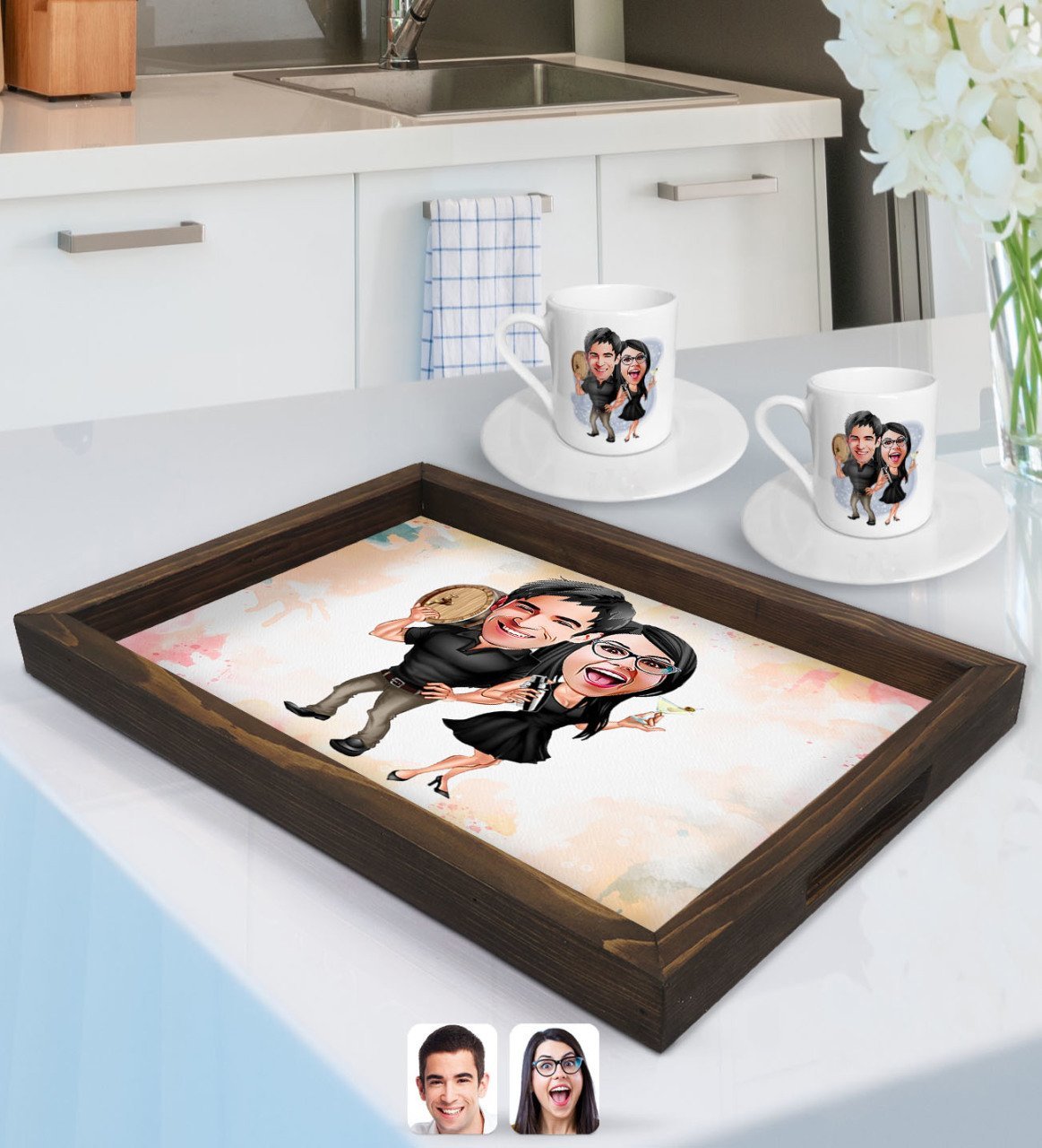 Kişiye Özel Sevgililer Karikatürlü Doğal Ahşap Tepsi ve 2’li Kahve Fincan Seti-18
