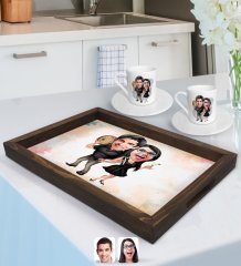 Kişiye Özel Sevgililer Karikatürlü Doğal Ahşap Tepsi ve 2’li Kahve Fincan Seti-18