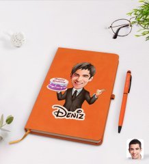Kişiye Özel Erkek Doğum Günü Karikatürlü Turuncu Termo Deri Defter Kalem Seti Model 2