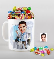 Kişiye Özel Bay Veteriner Hekim Karikatürlü Kupa ve Haribo Fruitbons Şeker Hediye Seti