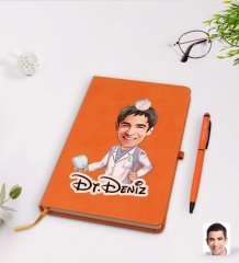 Kişiye Özel Erkek Diş Hekimi Karikatürlü Turuncu Termo Deri Defter Kalem Seti Model 3