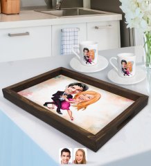 Kişiye Özel Sevgililer Karikatürlü Doğal Ahşap Tepsi ve 2’li Kahve Fincan Seti-13