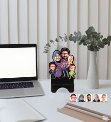 Kişiye Özel Aile Karikatürlü Ahşap Biblo Telefon Standı-8