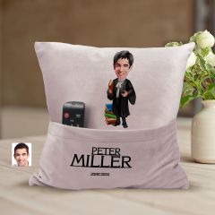 BK Gift Kişiye Özel Avukat Karikatür Tasarımlı Organizer Kumanda ve Atıştırmalık Cepli Pembe Kırlent Yastık-1 Arkadaşa Hediye, Cepli Yastık