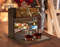 BK Gift Kişiye Özel Kabartma Manzara Tasarımlı İsimli Çift Musluklu Doğal Ahşap İçki Standı-29, İçki Standı, Doğum Günü Hediyesi, Ev Hediyesi
