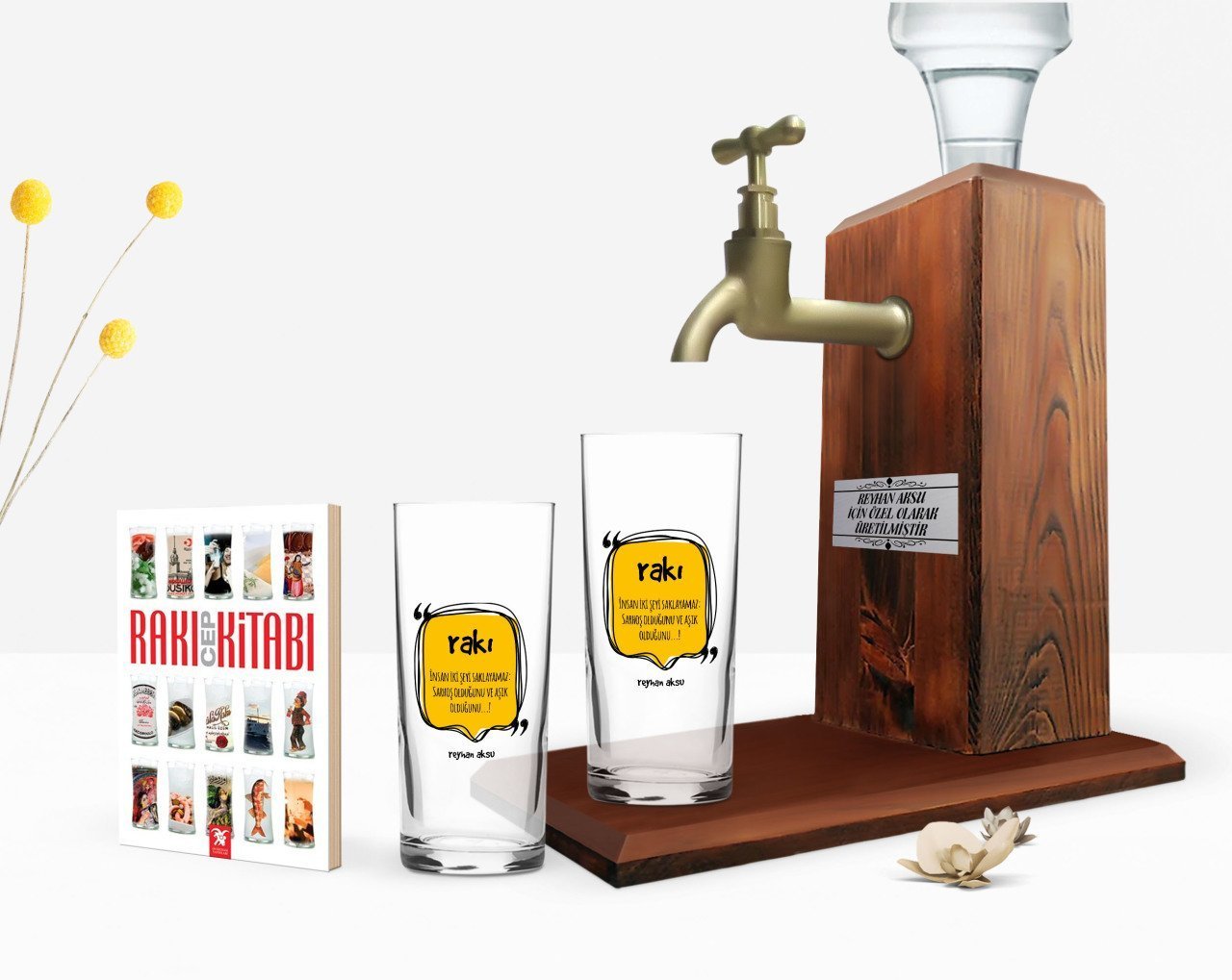 Kişiye Özel Renkli Baskılı İnsan İki Şeyi Saklayamaz Tasarımlı İkili Rakı Bardağı Ahşap Rakı Standı ve Cep Kitabı Hediye Seti-1