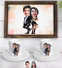 Kişiye Özel Sevgililer Karikatürlü Doğal Ahşap Tepsi ve 2’li Kahve Fincan Seti-6