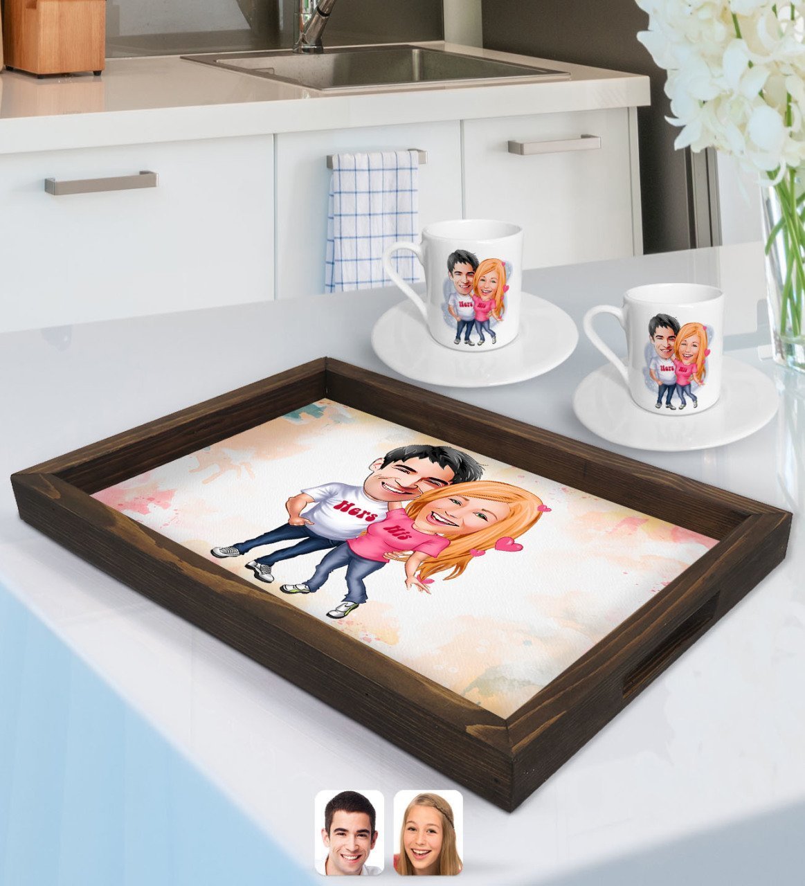 Kişiye Özel Sevgililer Karikatürlü Doğal Ahşap Tepsi ve 2’li Kahve Fincan Seti-5