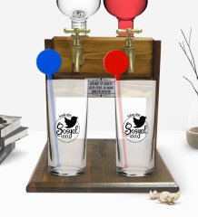 Kişiye Özel Renkli Baskılı Sosyal İçici Tasarımlı İkili Vodka Bardağı ve Çift Musluklu Doğal Ahşap Vodka Standı-1