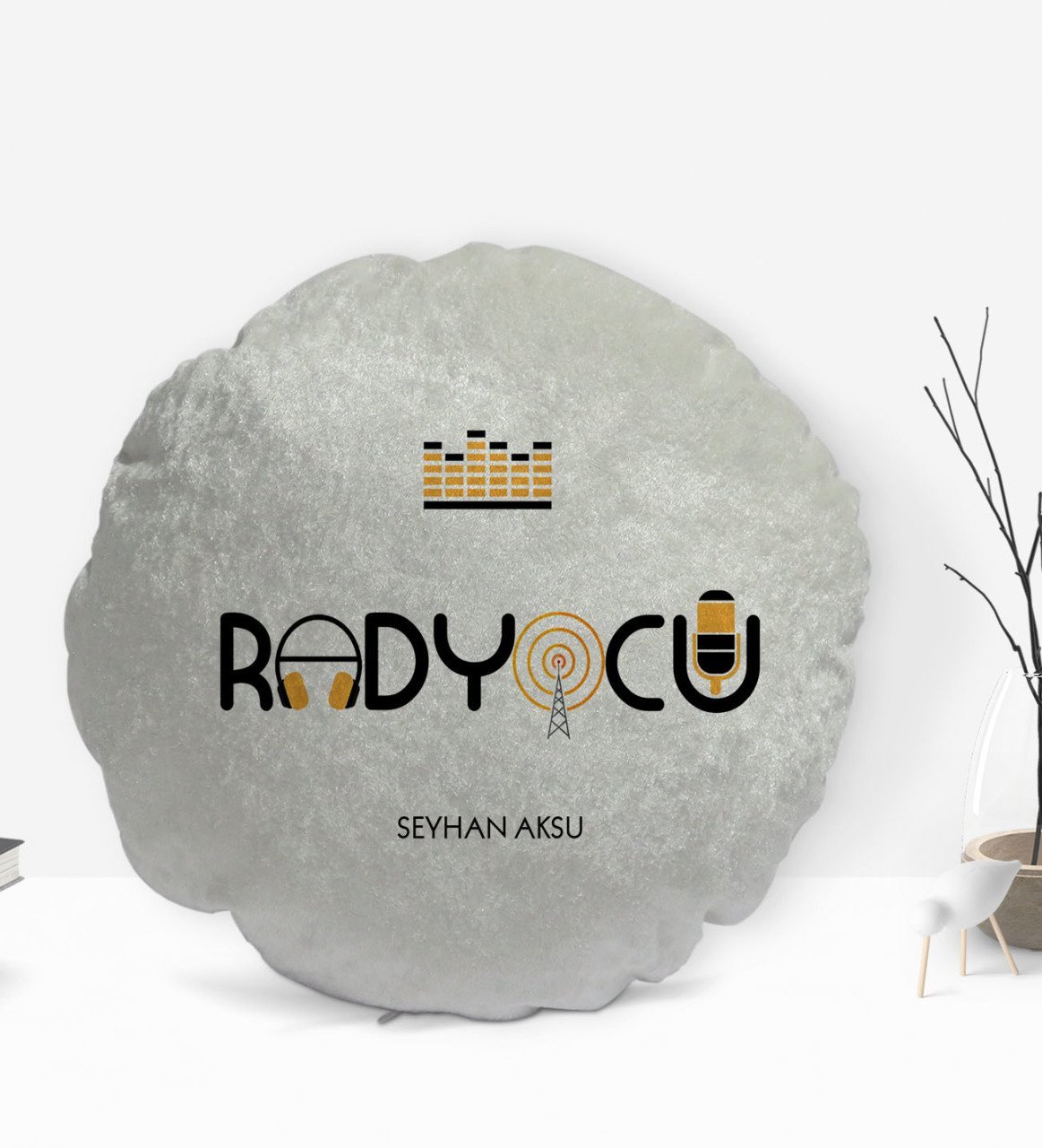 Kişiye Özel İsimli Radyocu Tasarımlı Dekoratif Kırlent Yastık-1