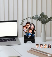 Kişiye Özel Aile Karikatürlü Ahşap Biblo Telefon Standı-3