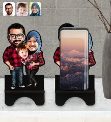 Kişiye Özel Tesettürlü Aile Karikatürlü Ahşap Biblo Telefon Standı-2