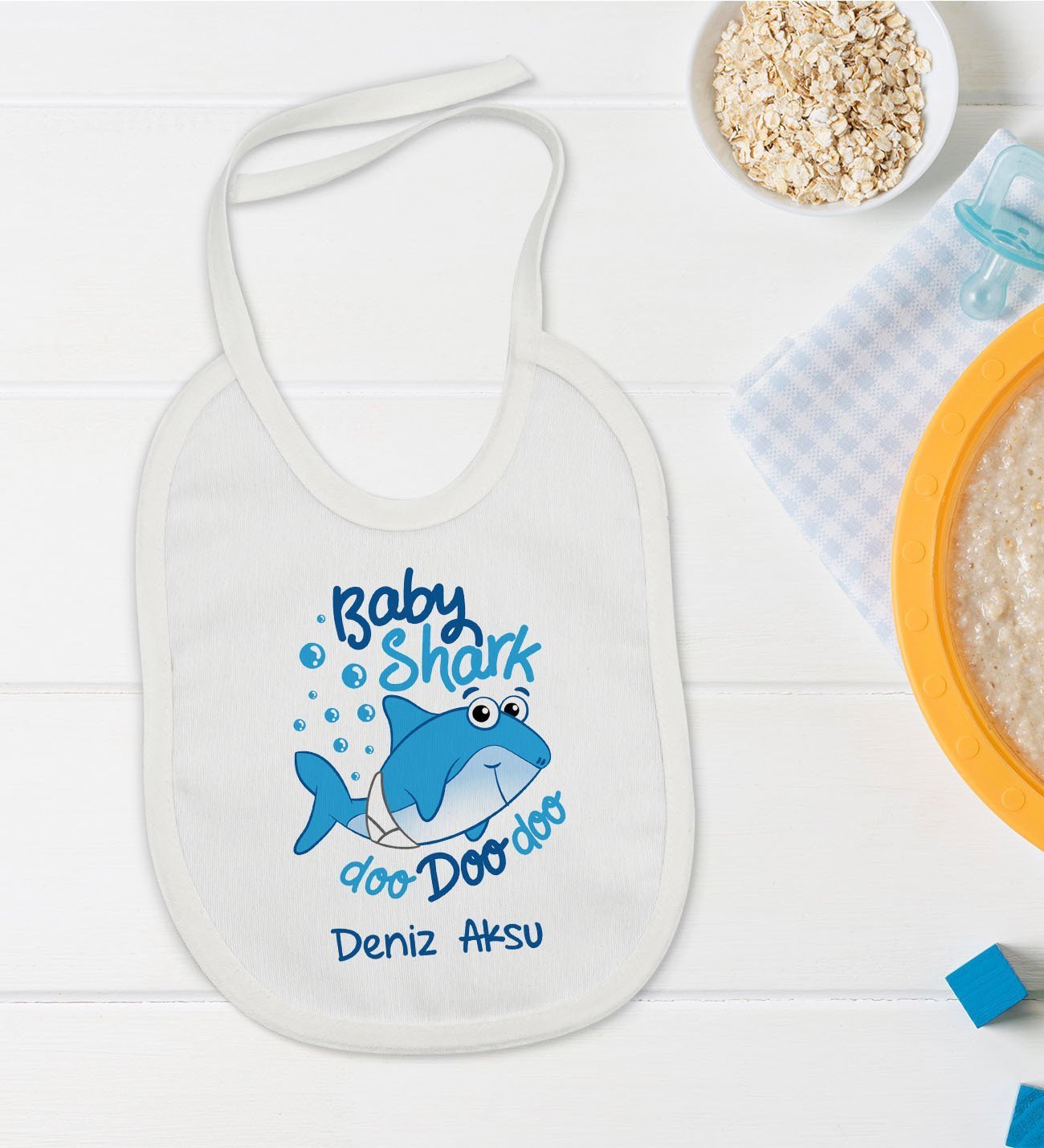 BK Kids Kişiye Özel Baby Shark Tasarımlı Bebek Mama Önlüğü - Model 1