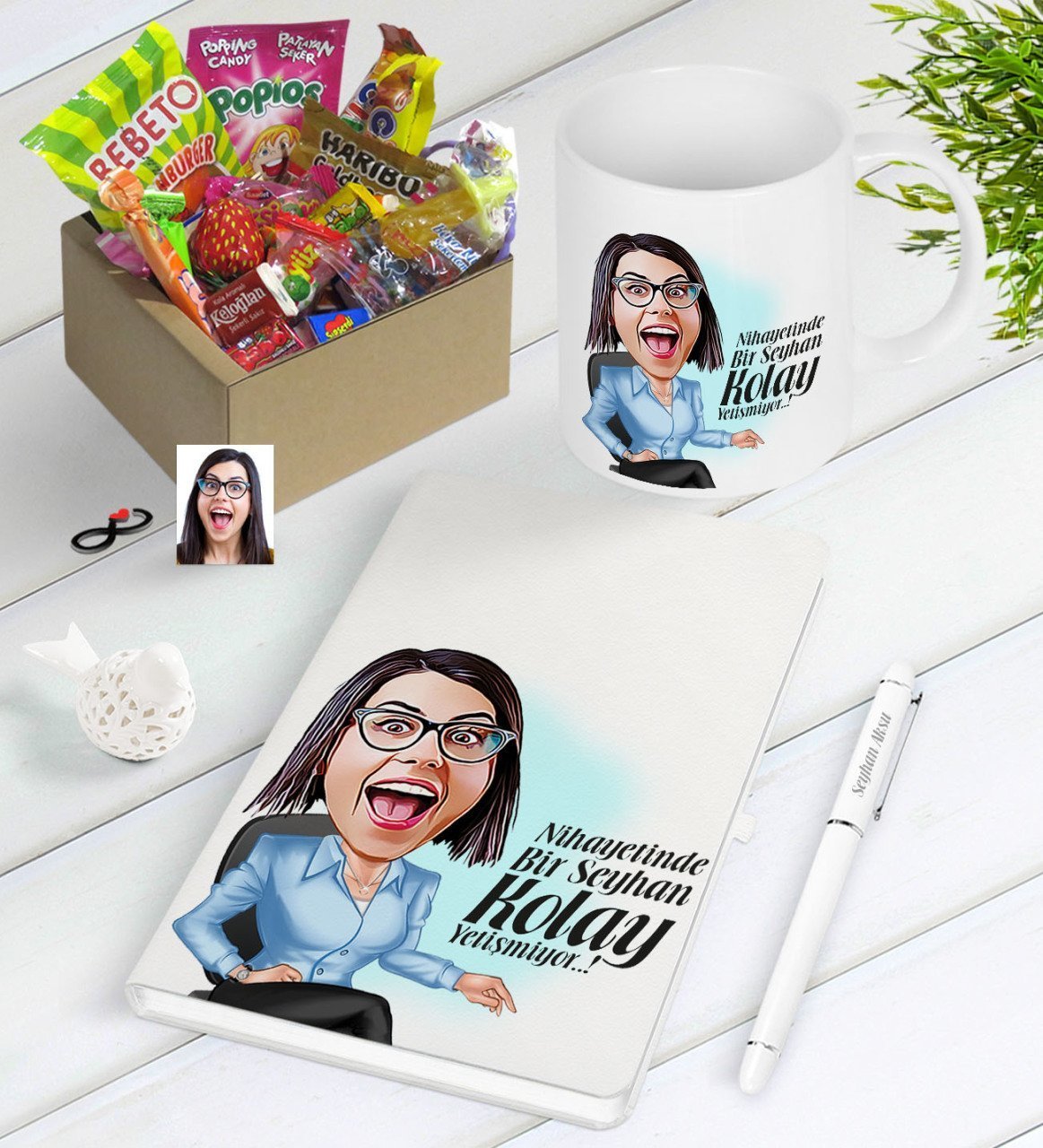 Kişiye Özel Bayan Kolay Yetişmiyor Karikatürlü Nostaljik Lezzetler Defter Kalem Kupa Seti-2