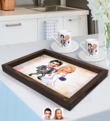 Kişiye Özel Evleniyoruz Karikatürlü Doğal Ahşap Tepsi ve 2’li Kahve Fincan Seti-6