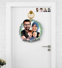 Kişiye Özel Tesettürlü Aile Karikatürlü Ahşap Kapı Süsü-4