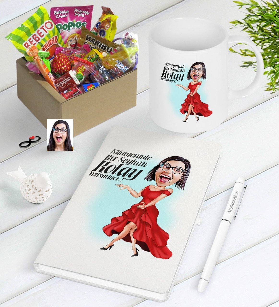 Kişiye Özel Bayan Kolay Yetişmiyor Karikatürlü Nostaljik Lezzetler Defter Kalem Kupa Seti-1