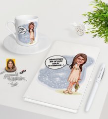 Kişiye Özel Kız Çocuk Kolay Yetişmiyor Karikatürlü Beyaz Defter Kalem Türk Kahvesi Fincanı Seti-1