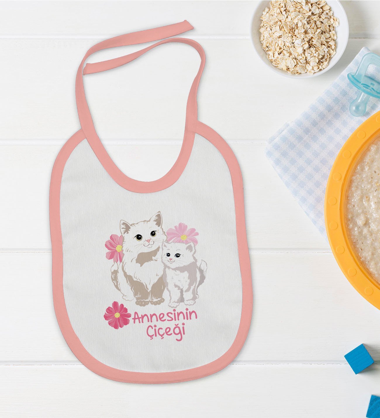 BK Kids Annesinin Çiçeği Tasarımlı Pembe Bebek Mama Önlüğü