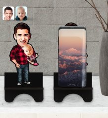 Kişiye Özel Baba Oğul Karikatürlü Ahşap Biblo Telefon Standı-3