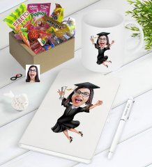 Kişiye Özel Bayan Mezun Karikatürlü Nostaljik Lezzetler Defter Kalem Kupa Hediye Seti