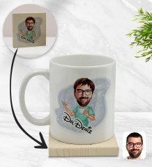Kişiye Özel Erkek Cerrah Karikatürlü Beyaz Kupa Bardak ve Ahşap Bardak Altlığı Hediye Seti - Model 1