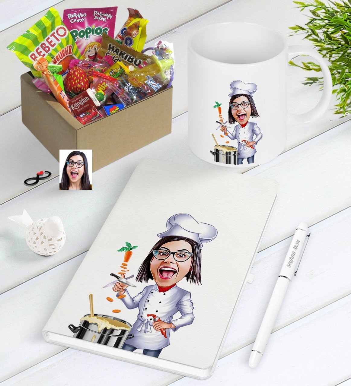 Kişiye Özel Bayan Chef Karikatürlü Nostaljik Lezzetler Defter Kalem Kupa Hediye Seti-1