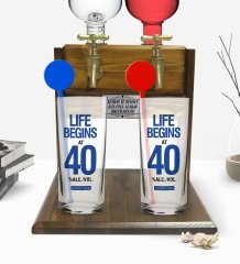 Kişiye Özel Renkli Baskılı Life Begins At Tasarımlı İkili Vodka Bardağı ve Çift Musluklu Doğal Ahşap Vodka Standı-1