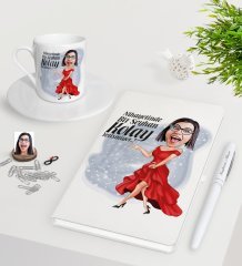 Kişiye Özel Bayan Kolay Yetişmiyor Karikatürlü Beyaz Defter Kalem Türk Kahvesi Fincanı Seti-1