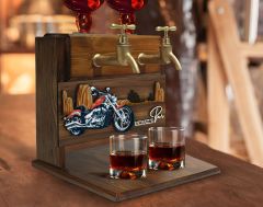 BK Gift Kişiye Özel Kabartma Motorsiklet Tasarımlı İsimli Çift Musluklu Doğal Ahşap İçki Standı-3, İçki Standı, Doğum Günü Hediyesi, Ev Hediyesi