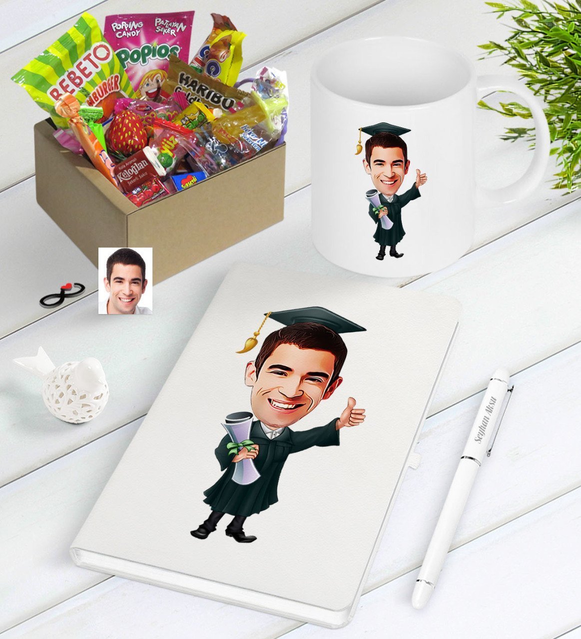 Kişiye Özel Bay Mezun Karikatürlü Nostaljik Lezzetler Defter Kalem Kupa Hediye Seti
