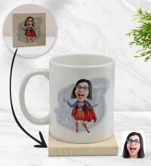 Kişiye Özel Süper Anne Karikatürlü Beyaz Kupa Bardak ve Ahşap Bardak Altlığı Hediye Seti - Model 1