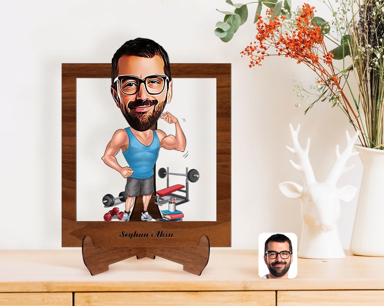 Kişiye Özel Fitnesscı Karikatürlü Ahşap Standlı 3D Biblo-1