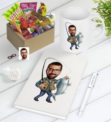Kişiye Özel Bay Balıkçı Karikatürlü Nostaljik Lezzetler Defter Kalem Kupa Hediye Seti
