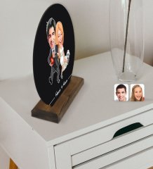 Kişiye Özel Sevgililer Karikatürlü Yuvarlak Ahşap Biblo-15